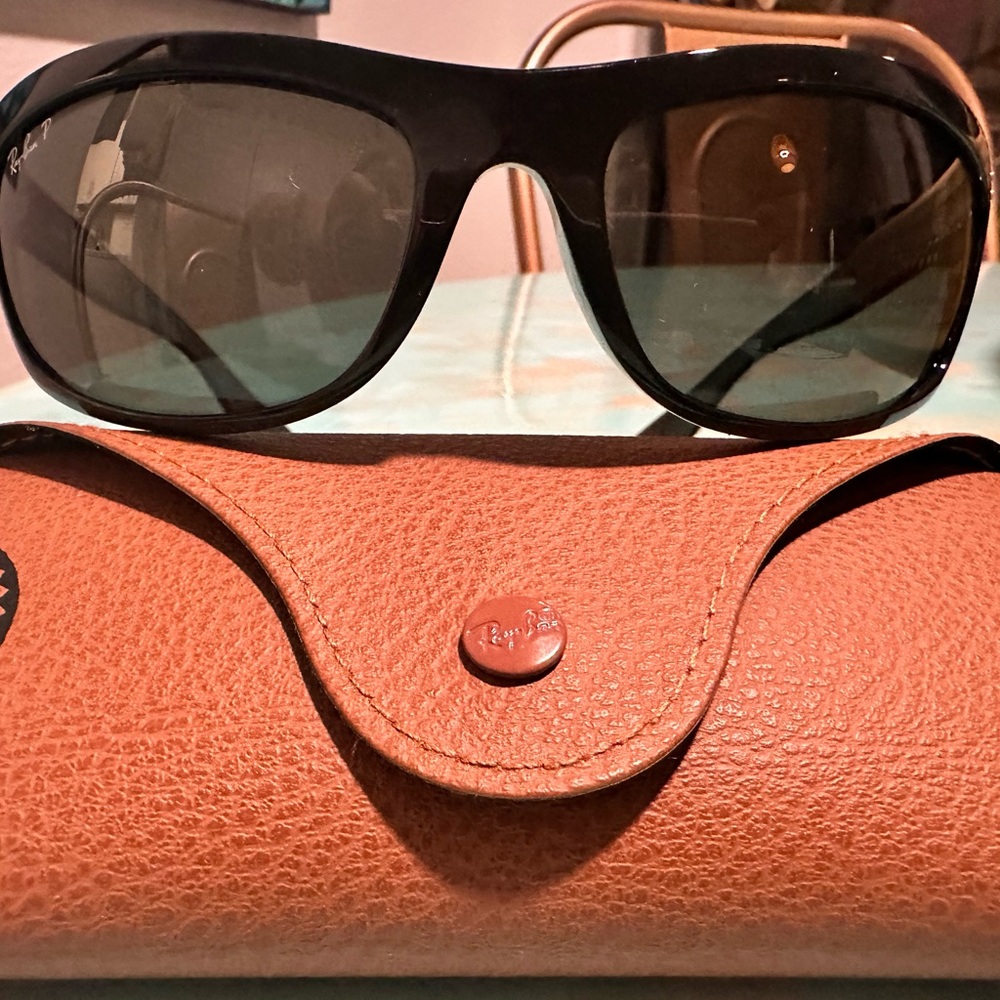 Ray-Ban Bolaramas in Black
